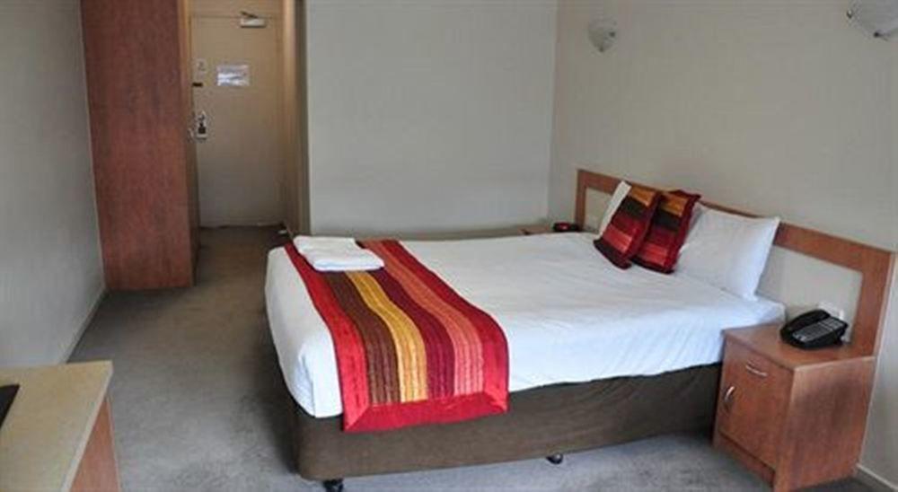 ซิตี้พาร์คโฮเต็ล เมลเบิร์น Hotel ภายนอก รูปภาพ
